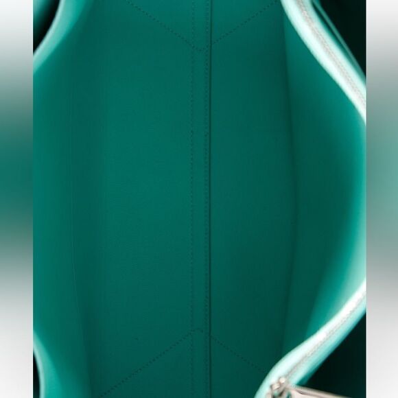 Tiffany Color Block Tote Bag - Picture 13 of 14